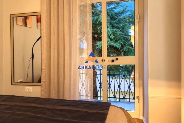 Shtepi me qera Apartament ne Tirane, 1+1, Mobilimi E mobiluar, Pagesa 775  Euro.