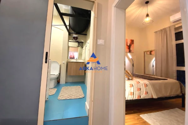 Shtepi me qera Apartament ne Tirane, 1+1, Mobilimi E mobiluar, Pagesa 775  Euro.