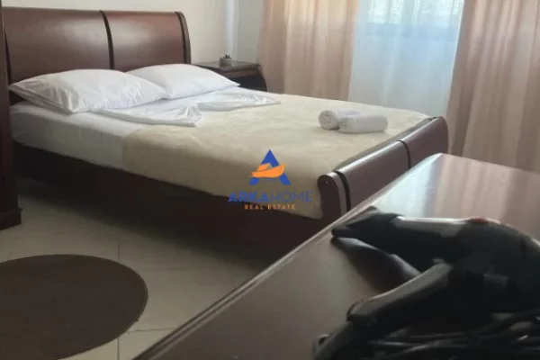 Shtepi me qera Apartament ne Tirane, 2+1, Mobilimi E mobiluar, Pagesa 600  Euro.