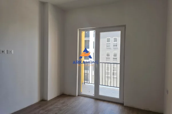 Shtepi ne shitje Apartament ne Tirane, 1+1, Mobilimi Bosh, pa mobiluar, Pagesa 107,419  Euro.