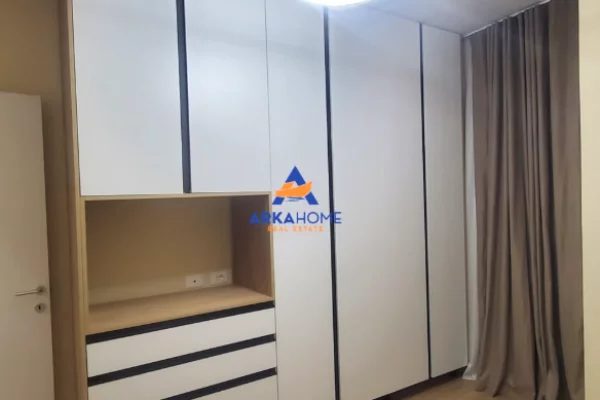 Shtepi me qera Apartament ne Tirane, 2+1, Mobilimi E mobiluar, Pagesa 1,200  Euro.
