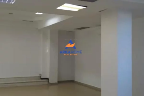 SHITET DYQAN 216M2 "NE AFERSI TE AMBASADES AMERIKANE" 649.500 EURO