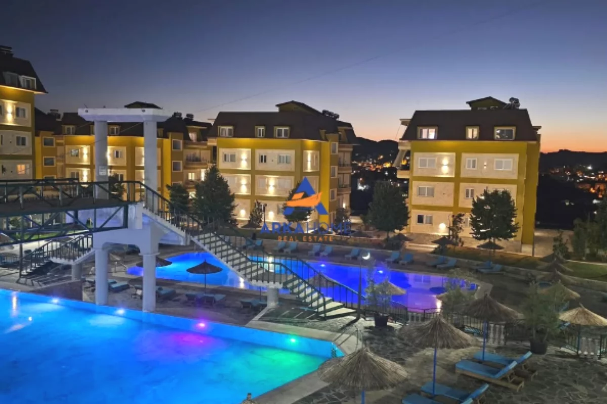 Shtepi ne shitje Apartament ne Tirane, 3+1, Mobilimi E mobiluar, Pagesa 301,560  Euro.