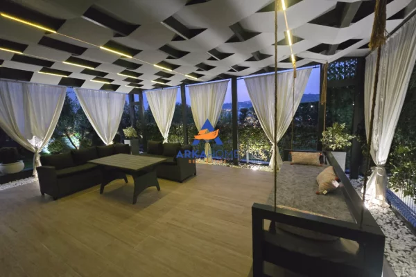 Shtepi me qera Apartament ne Tirane, 2+1, Mobilimi E mobiluar, Pagesa 1,882  Euro.
