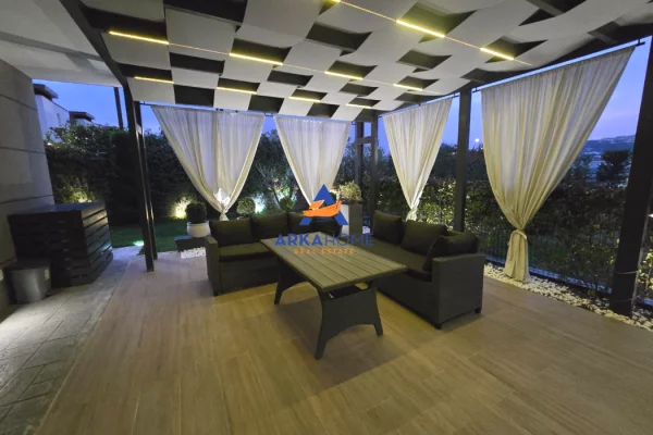 Shtepi me qera Apartament ne Tirane, 2+1, Mobilimi E mobiluar, Pagesa 1,882  Euro.