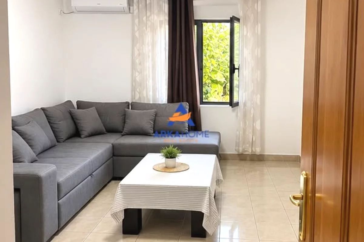 Shtepi me qera Apartament ne Tirane, 1+1, Mobilimi E mobiluar, Pagesa 600  Euro.