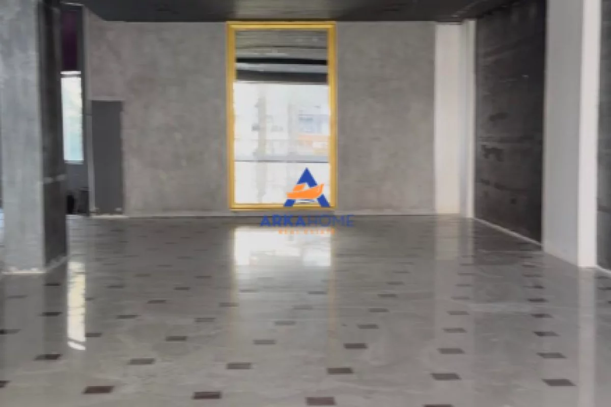 JEPET ME QIRA NJESI BIZNESI 220 M2 "UNAZA E RE" 250000 LEKE