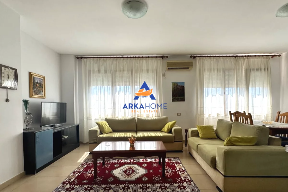 Shtepi me qera Apartament ne Tirane, 2+1, Mobilimi E mobiluar, Pagesa 775  Euro.