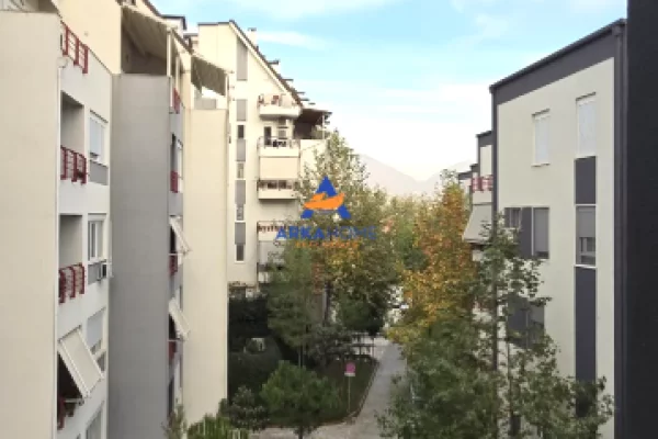 Shtepi me qera Apartament ne Tirane, 2+1, Mobilimi E mobiluar, Pagesa 664  Euro.
