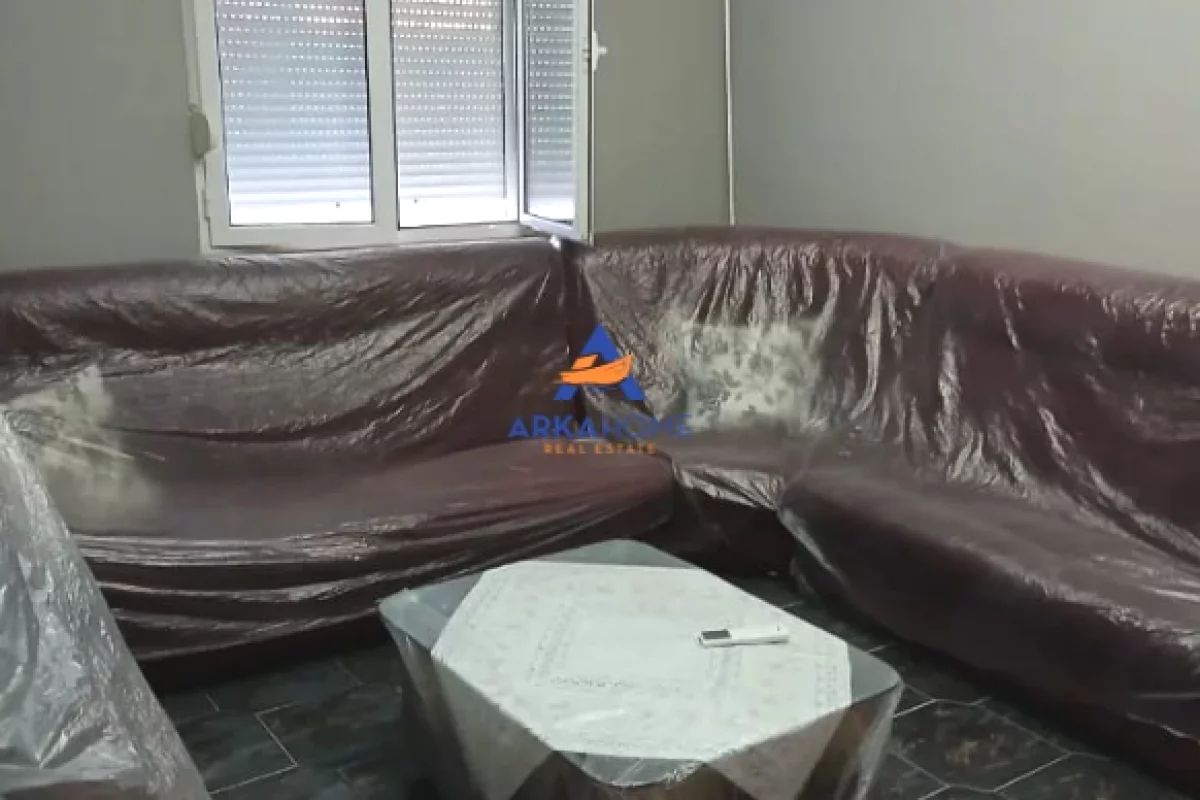 Shtepi me qera Apartament ne Tirane, 2+1, Mobilimi E mobiluar, Pagesa 442  Euro.