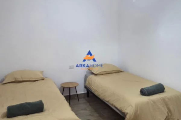 Appartamento in affitto a Tirana 2+1, Arredato
