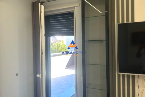 Shtepi me qera Apartament ne Tirane, 2+1, Mobilimi E mobiluar, Pagesa 497  Euro.