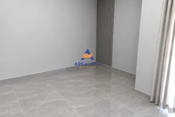 Shtepi ne shitje Apartament ne Tirane, 1+1, Mobilimi Pjeserisht e mobiluar, Pagesa 160,398  Euro.