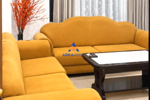 Shtepi me qera 2+1 ne Tirane - 442 Euro