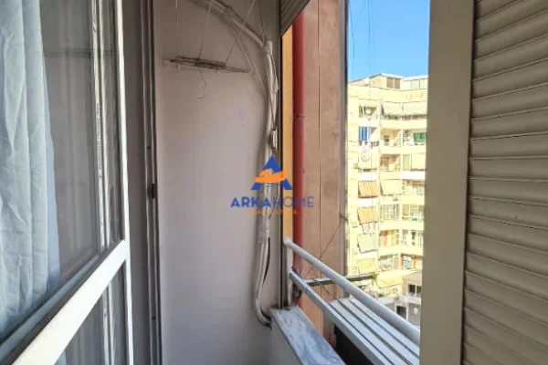 Shtepi me qera Apartament ne Tirane, 1+1, Mobilimi E mobiluar, Pagesa 420  Euro.