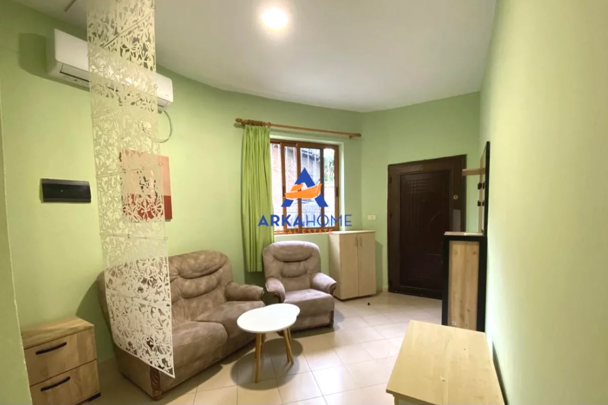 Shtepi me qera Apartament ne Tirane, 1+1, Mobilimi E mobiluar, Pagesa 442  Euro.