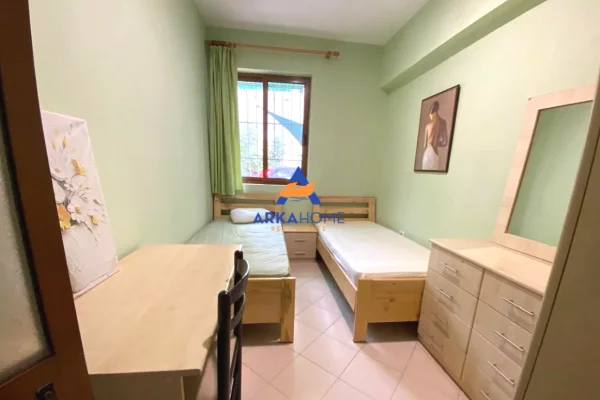 Shtepi me qera Apartament ne Tirane, 1+1, Mobilimi E mobiluar, Pagesa 442  Euro.