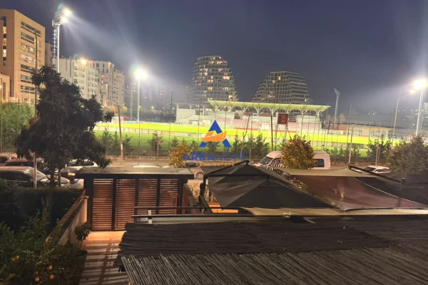 JEPET ME QERA AMBINET ZYRE 168M2 "TE RRUGA E KOSOVAREVE" 2200 EURO