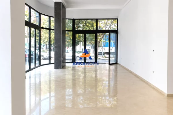 JEPET ME QIRA NJESI BIZNESI 80M2 "YZBERISHT" 80.000 LEKE