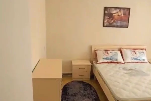 Shtepi me qera 1+1 ne Tirane - 195 Euro