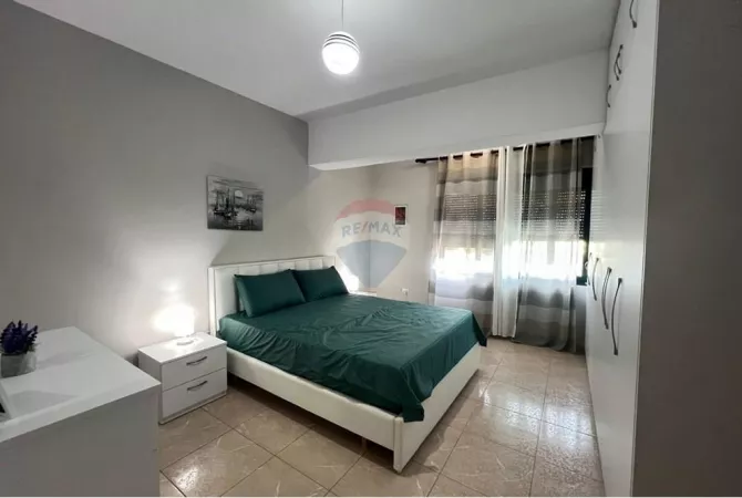 Shtepi me qera Apartament ne Tirane, 2+1, Mobilimi E mobiluar, Pagesa 600  Euro.