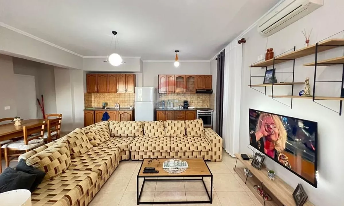 Shtepi me qera Apartament ne Tirane, 2+1, Mobilimi E mobiluar, Pagesa 600  Euro.