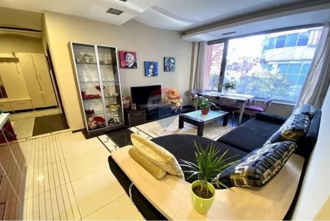 Apartament per qira, 1+1 totalisht i mobiluar tek Rruga e Bogdaneve!