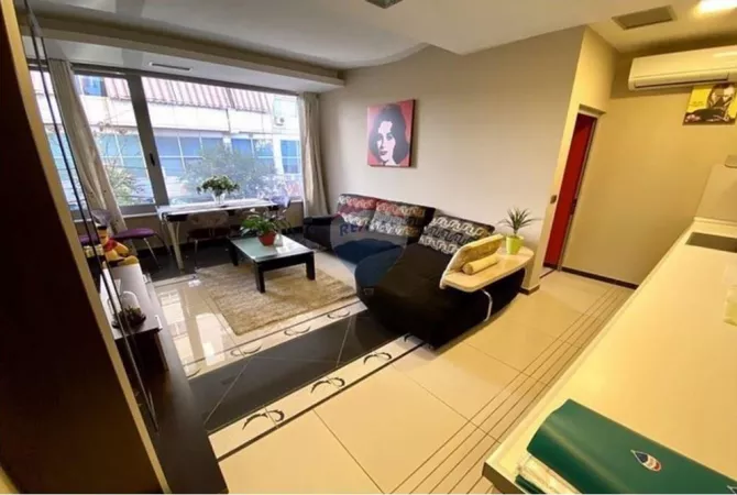 Shtepi me qera Apartament ne Tirane, 1+1, Mobilimi E mobiluar, Pagesa 65,000  Leke.