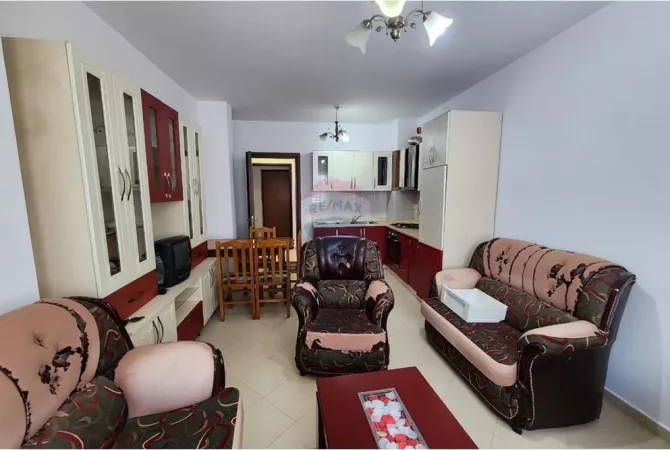 Shtepi ne shitje 1+1 ne Tirane - 90,000 Euro