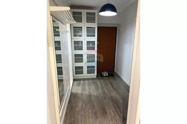 Shtepi me qera Apartament ne Tirane, 2+1, Mobilimi E mobiluar, Pagesa 550  Dollar.