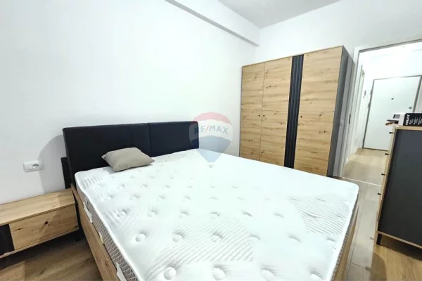 Shtepi me qera Apartament ne Tirane, 1+1, Mobilimi E mobiluar, Pagesa 450  Euro.