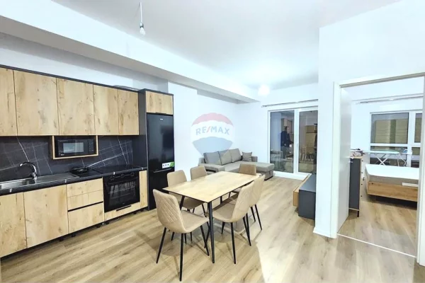 Shtepi me qera Apartament ne Tirane, 1+1, Mobilimi E mobiluar, Pagesa 450  Euro.