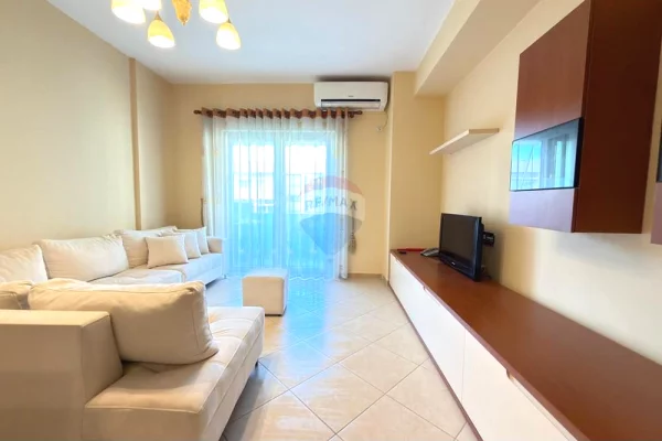 Shtepi me qera Apartament ne Tirane, 2+1, Mobilimi E mobiluar, Pagesa 65,000  Leke.