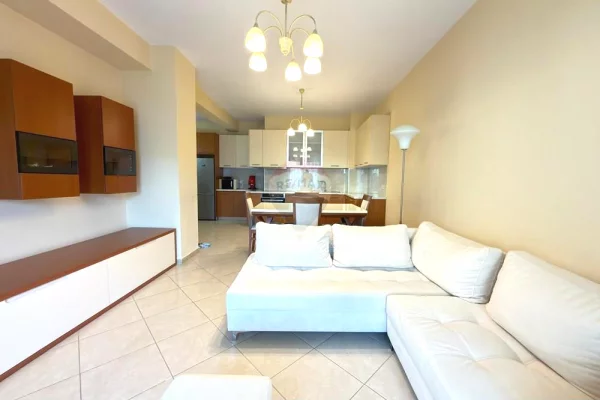 Apartament 2+1+2 me qira te Zogu i Zi!