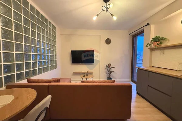 Shtepi me qera Apartament ne Tirane, 1+1, Mobilimi E mobiluar, Pagesa 55,000  Leke.