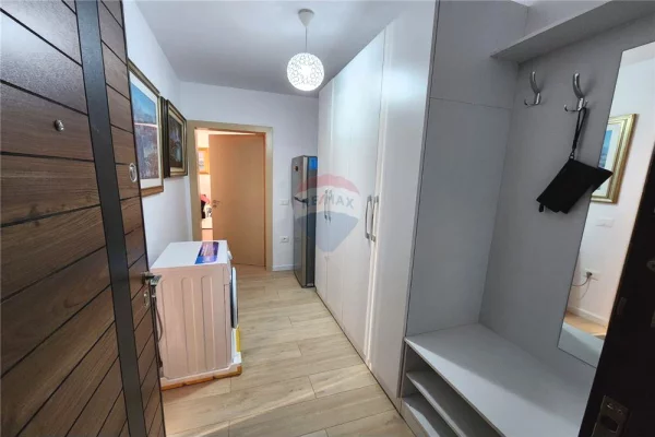 Shtepi me qera Apartament ne Tirane, 1+1, Mobilimi E mobiluar, Pagesa 50,000  Leke.