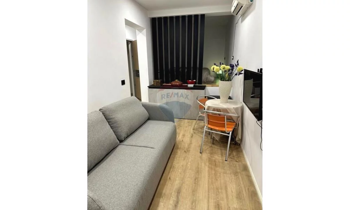 Shtepi me qera Apartament ne Tirane, 1+1, Mobilimi E mobiluar, Pagesa 45,000  Leke.