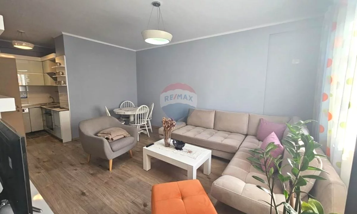 Shtepi me qera Apartament ne Tirane, 1+1, Mobilimi E mobiluar, Pagesa 45,000  Leke.