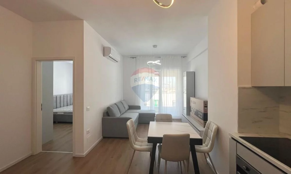 Shtepi me qera Apartament ne Tirane, 1+1, Mobilimi E mobiluar, Pagesa 45,000  Leke.