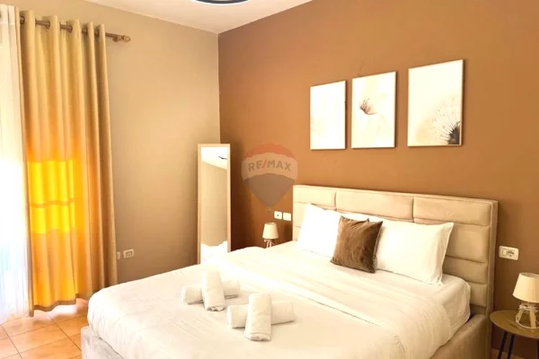 Shtepi me qera Apartament ne Tirane, 1+1, Mobilimi E mobiluar, Pagesa 700  Euro.