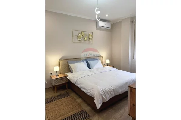 Shtepi me qera Apartament ne Tirane, 1+1, Mobilimi E mobiluar, Pagesa 65,000  Leke.