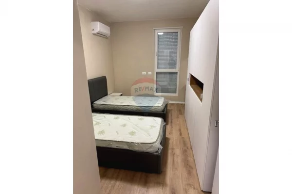 Shtepi me qera Apartament ne Tirane, 2+1, Mobilimi E mobiluar, Pagesa 60,000  Leke.