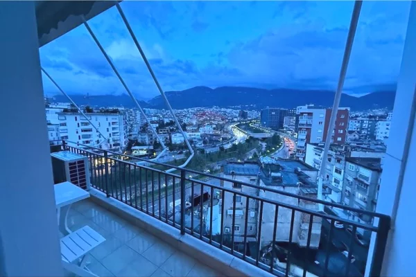 Shtepi me qera Apartament ne Tirane, 1+1, Mobilimi E mobiluar, Pagesa 60,000  Leke.