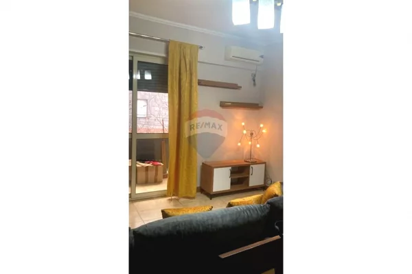 Shtepi me qera Apartament ne Tirane, 1+1, Mobilimi E mobiluar, Pagesa 55,000  Leke.