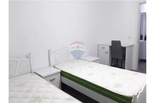 Shtepi me qera Apartament ne Tirane, 2+1, Mobilimi E mobiluar, Pagesa 55,000  Leke.