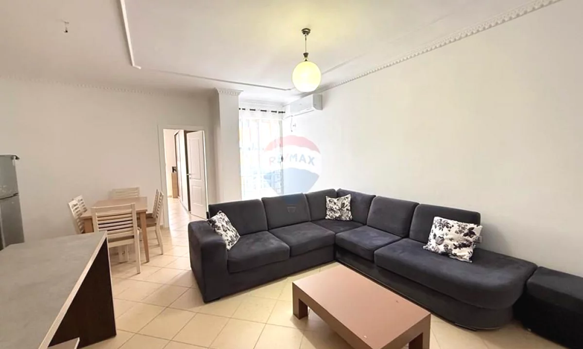 Shtepi me qera Apartament ne Tirane, 1+1, Mobilimi E mobiluar, Pagesa 45,000  Leke.