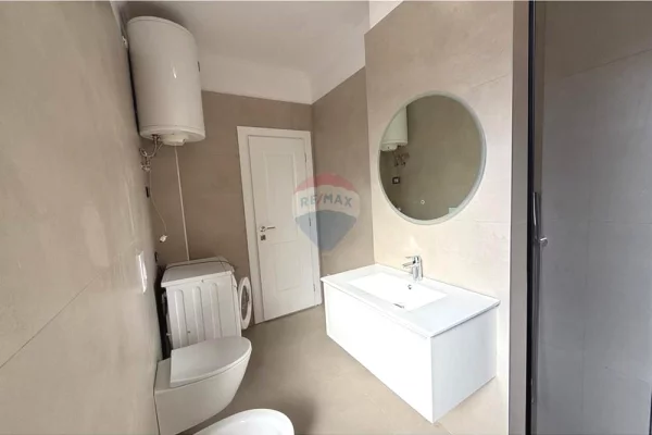 Shtepi me qera Apartament ne Tirane, 1+1, Mobilimi E mobiluar, Pagesa 45,000  Leke.