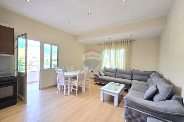 Apartament 2+1 per qira mbrapa Ambasades Turke