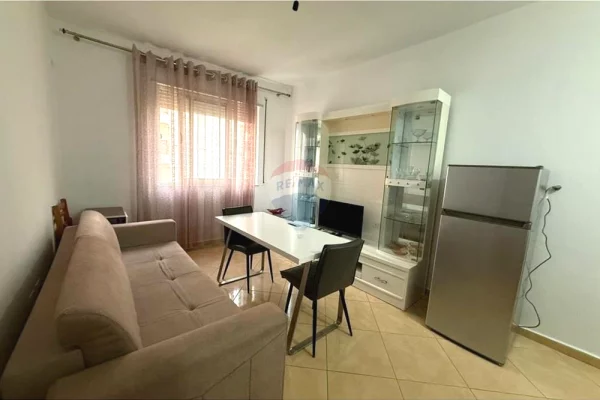 Shtepi me qera Apartament ne Tirane, 1+1, Mobilimi E mobiluar, Pagesa 45,000  Leke.