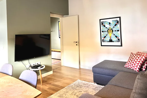 Shtepi me qera Apartament ne Tirane, 1+1, Mobilimi E mobiluar, Pagesa 60,000  Leke.